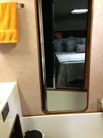 Slide: The Image of Bayliner 3888 Motoryacht 1990 - 7