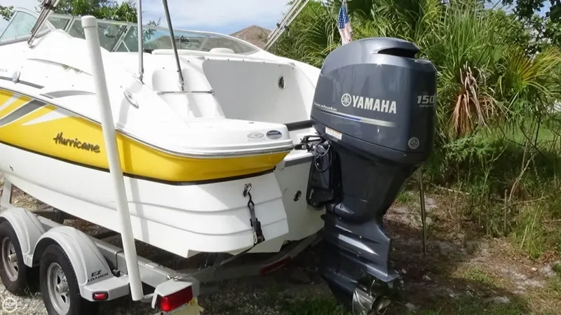 Slide: The Image of Hurricane 2000 Sport Deck 2013 - 9
