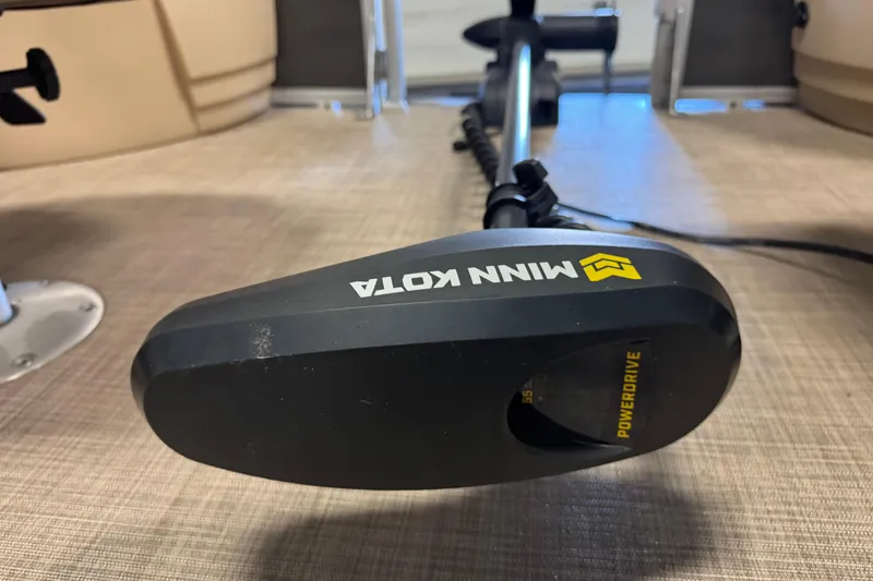 Slide: The Image of Minn Kota PowerDrive trolling motor on 2019 Sun Tracker Fishin' Barge 22 XP3. - 9