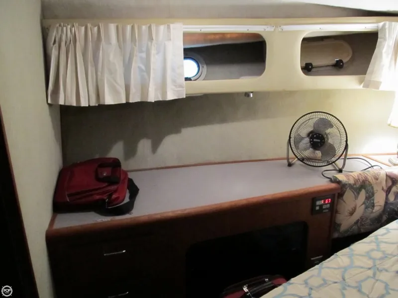 Slide: The Image of Bayliner 3888 Motoryacht 1991 - 1