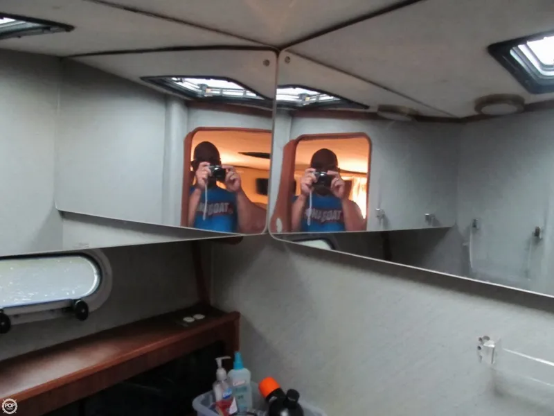 Slide: The Image of Bayliner 3888 Motoryacht 1991 - 8