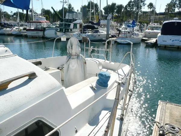 Slide: The Image of Newport Sloop 1984 - 2