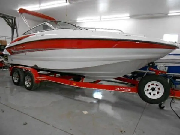Slide: The Image of Crownline Boats 220 EX 2005 - 0