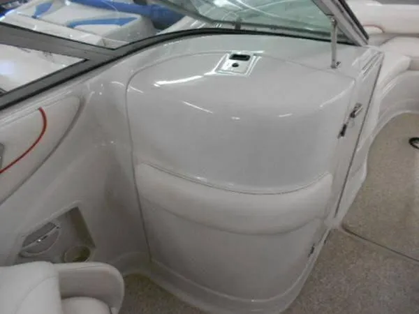 Slide: The Image of Crownline Boats 220 EX 2005 - 6