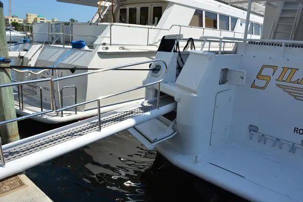 Slide: The Image of Derecktor Motor yacht 1990 - 6