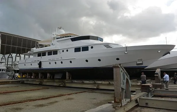 Slide: The Image of Derecktor Motor yacht 1990 - 9