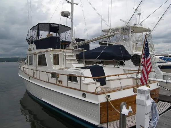 Slide: The Image of Grand Banks 42 Classic 1990 - 4