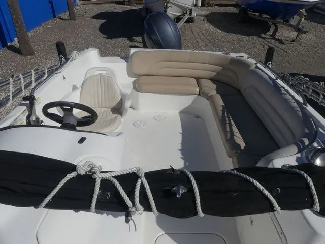 Slide: The Image of Hurricane SunDeck Sport 232 OB 2015 - 10