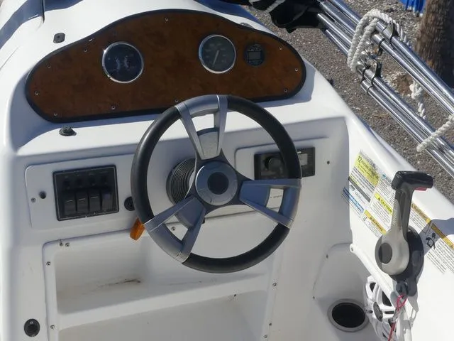 Slide: The Image of Hurricane SunDeck Sport 232 OB 2015 - 11