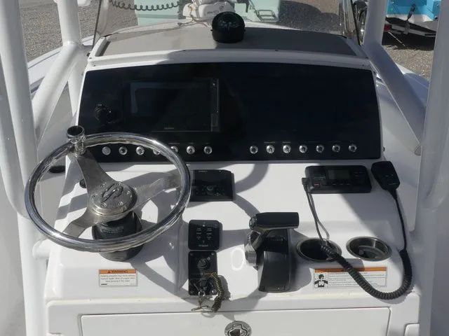 Slide: The Image of Sportsman Open 212 Center Console 2020 - 17