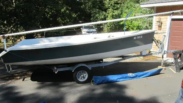 Slide: The Image of Vanguard Nomad 2005 - 1