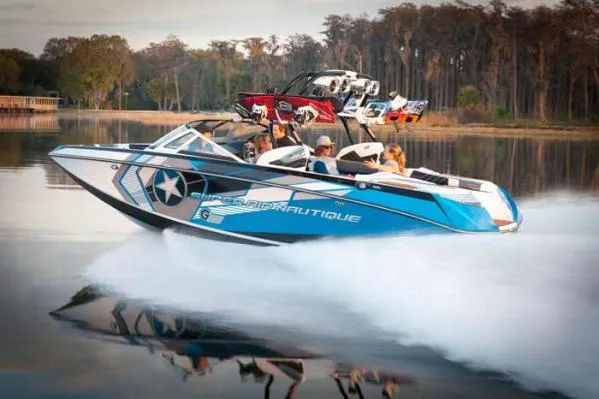 Slide: The Image of Nautique Super Air Nautique G23 2013 - 4