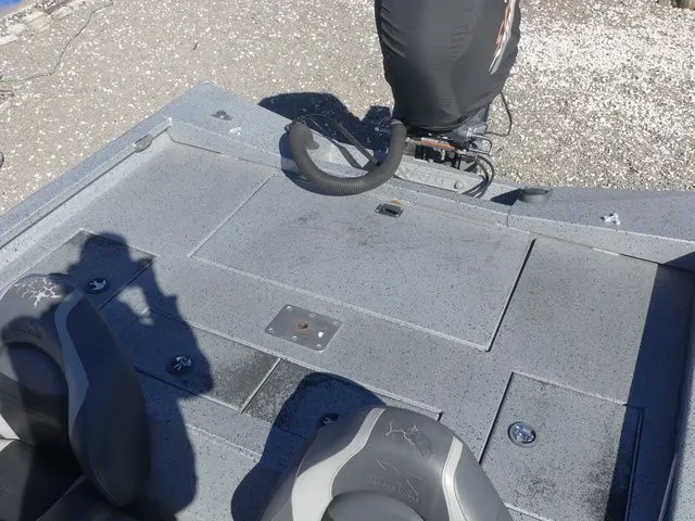 Slide: The Image of Xpress X18 Pro 2016 - 11