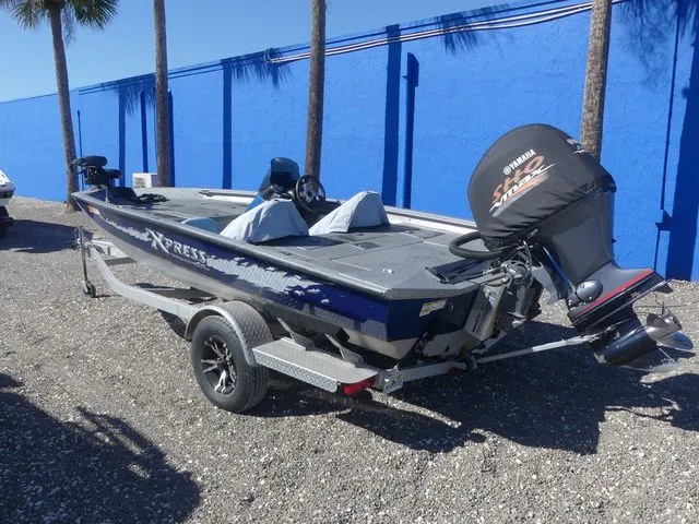 Slide: The Image of Xpress X18 Pro 2016 - 6