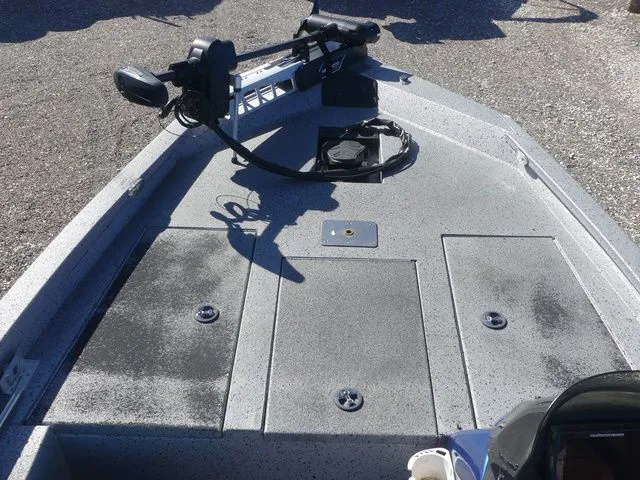 Slide: The Image of Xpress X18 Pro 2016 - 8