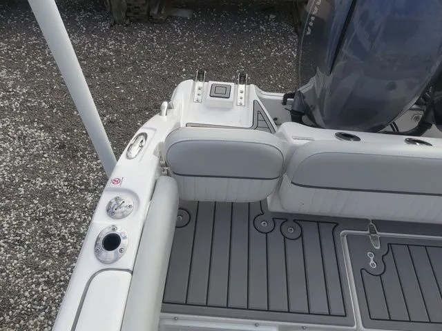 Slide: The Image of Sea Fox 268 Commander 2022 - 22