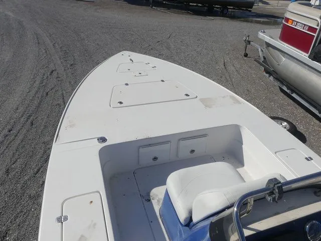 Slide: The Image of Sterling 220XS 2016 - 12