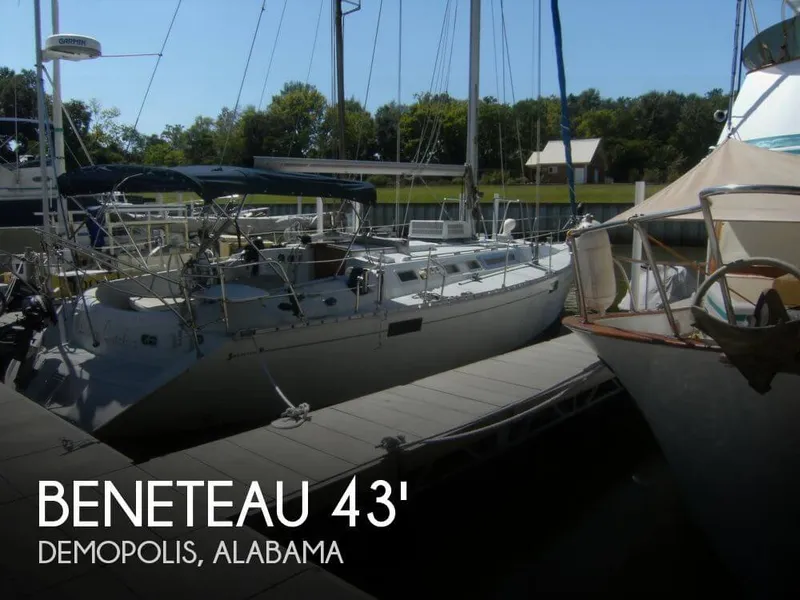 Slide: The Image of Beneteau 432 Moorings 1988 - 0