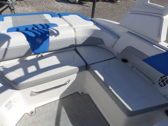 Slide: The Image of Chaparral 23 Surf 2021 - 15