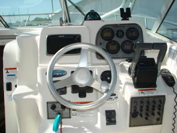 Slide: The Image of Aquasport 275 Explorer 2004 - 5
