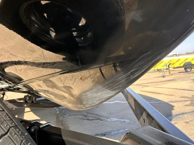 Slide: The Image of Yamaha 242 Limited S E-Series 2018 - 11