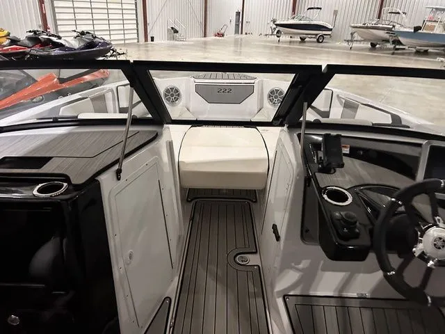 Slide: The Image of Yamaha 222SE 2024 - 15