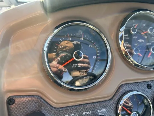 Slide: The Image of Chaparral 21 H2O Ski & Fish 2018 - 17