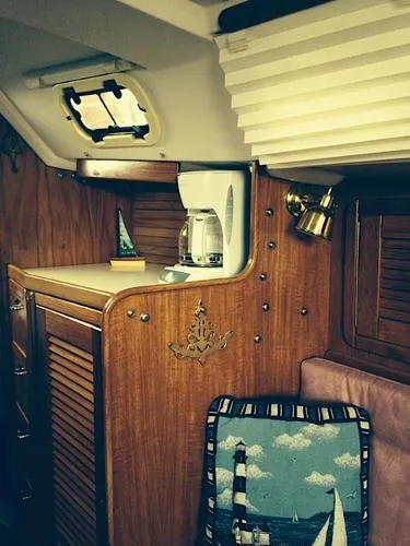 Slide: The Image of Catalina 30 MkIII 1995 - 10