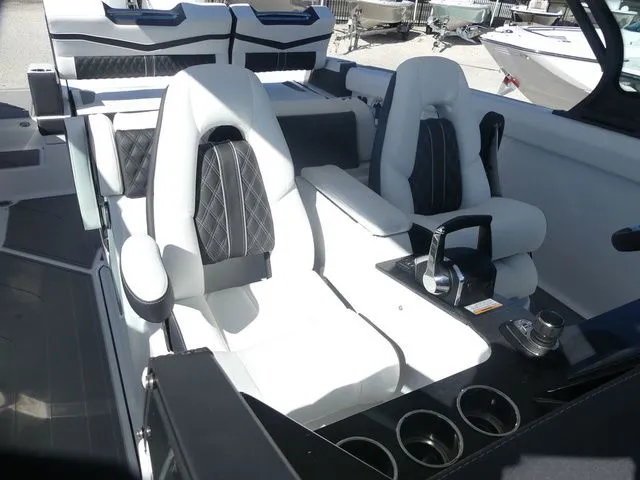 Slide: The Image of Monterey Elite 30 OB 2026 - 17