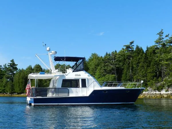 Slide: The Image of Island Pilot 395 Single Cabin Fast Trawler 2006 - 0