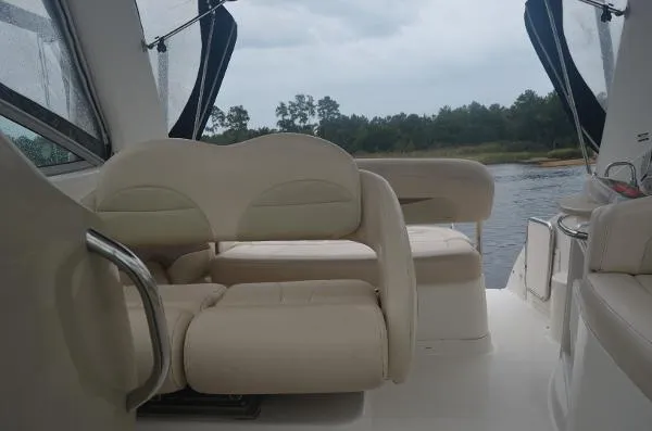 Slide: The Image of Chaparral 276 Signature Cruiser 2006 - 11