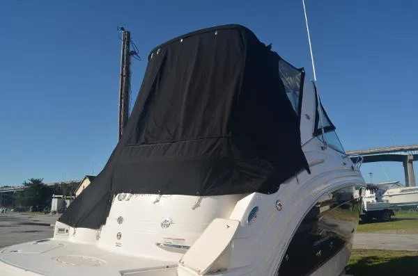 Slide: The Image of Chaparral 276 Signature Cruiser 2006 - 6