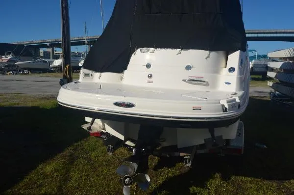 Slide: The Image of Chaparral 276 Signature Cruiser 2006 - 9