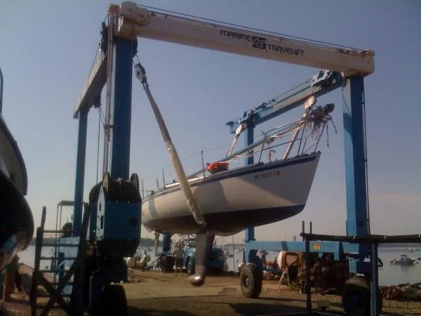 Slide: The Image of Hobie Fixed Keel 1986 - 5
