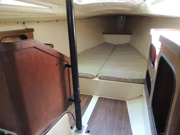 Slide: The Image of Hobie Fixed Keel 1986 - 8
