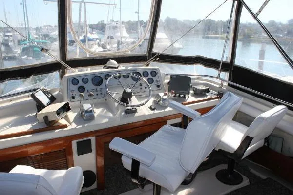 Slide: The Image of Silverton 40 Aft Cabin 1984 - 4