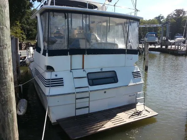 Slide: The Image of Sea Ray 410 Motor Yacht 1986 - 3