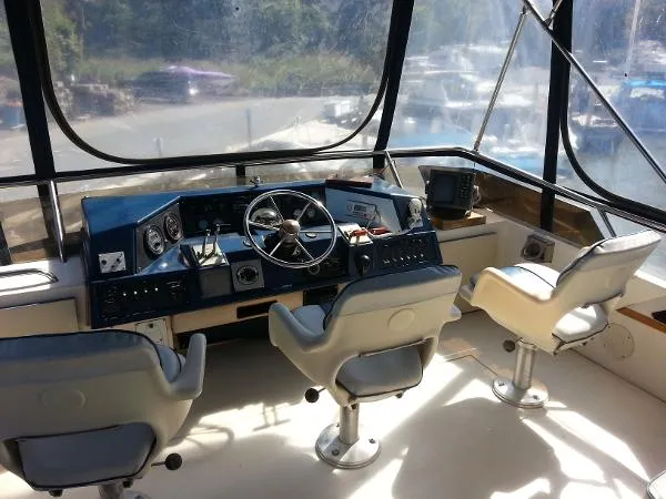 Slide: The Image of Sea Ray 410 Motor Yacht 1986 - 7