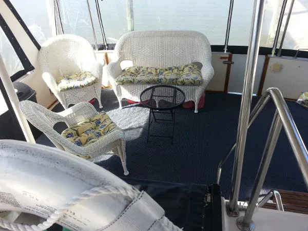 Slide: The Image of Sea Ray 410 Motor Yacht 1986 - 9