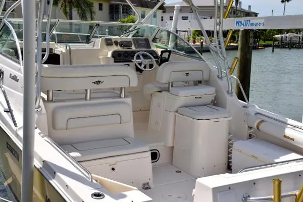 Slide: The Image of Wellcraft 290 Coastal 2006 - 6