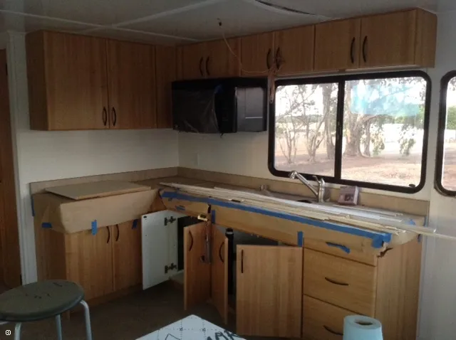 Slide: The Image of Patio Cruisers 52 Osprey Houseboat 1992 - 11