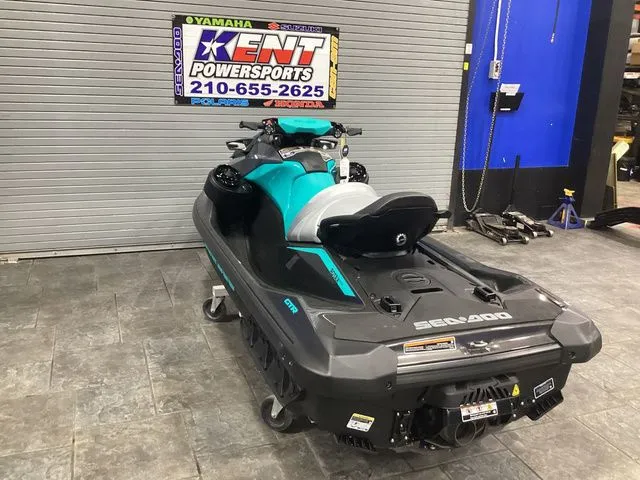 Slide: The Image of Sea-Doo GTR 230 2026 - 9