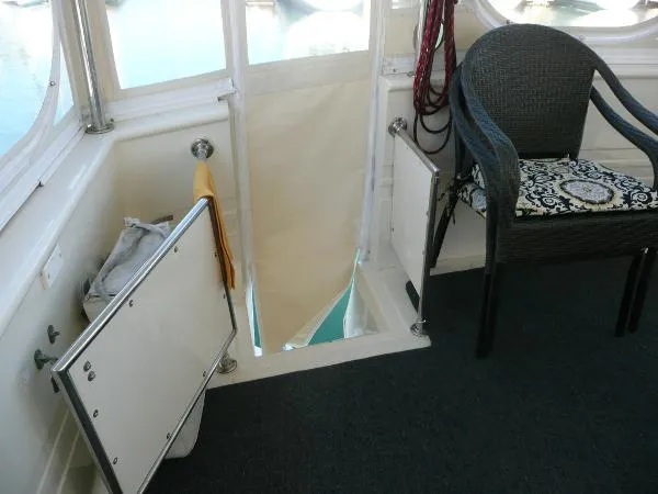 Slide: The Image of Sea Spirit Motor Yacht Aft Cabin 2003 - 9
