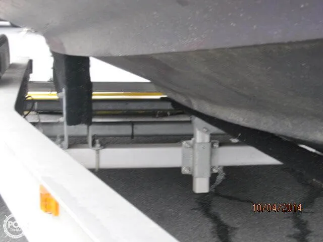 Slide: The Image of Chaparral 240 Signature 2006 - 11