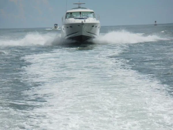 Slide: The Image of Sea Ray Sundancer 2010 - 7