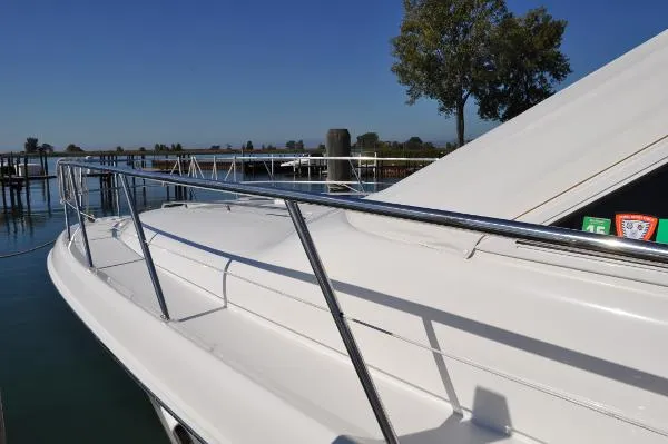 Slide: The Image of Sea Ray 480 Sedan Bridge 2002 - 2