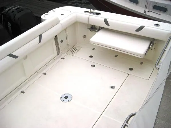 Slide: The Image of Boston Whaler 345 Conquest - Certified Preowned 2013 - 7