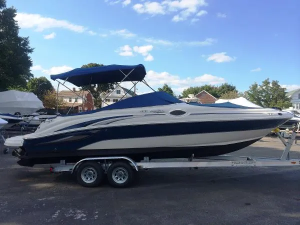 Slide: The Image of Sea Ray 240 Sundeck with Trailer 2003 - 0