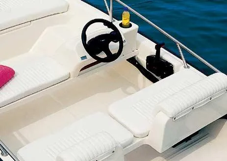 Slide: The Image of Boston Whaler 130 Sport with trailer 2005 - 8
