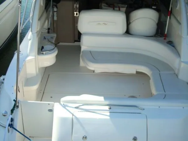 Slide: The Image of Sea Ray 31' Sundancer, Vdrive 2001 - 2